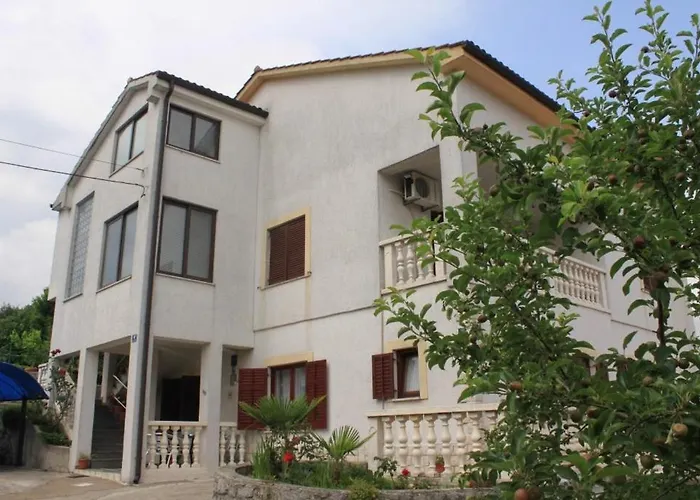 Apartments With A Parking Space Opatija - Pobri, Opatija - 7851 * Opatija