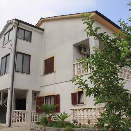 Apartments With A Parking Space Opatija - Pobri, Opatija - 7851 * Opatija