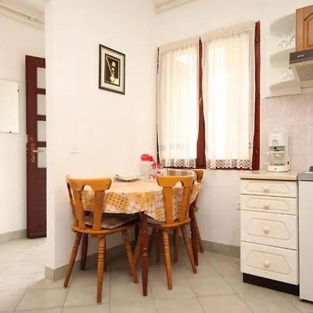 Apartman Apartments With A Parking Space Opatija - Pobri, Opatija - 7851 *