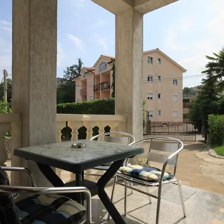 With A Parking Space - Pobri, - 7851