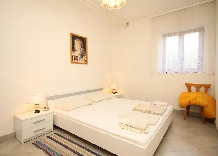 Apartments With A Parking Space Opatija - Pobri, Opatija - 7851 Apartment *